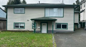 4 Bed 2 Bath House for Rent in Surrey